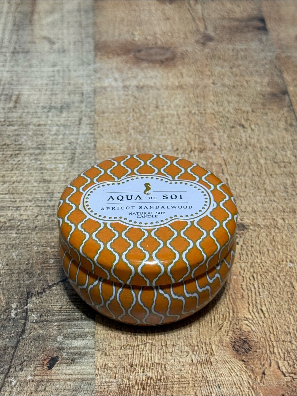 SOi Essential Aqua De SOi single Wick Candle 9 oz.

Fill your home with the lux
